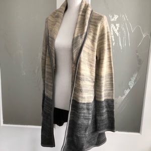 Cozy Free People sweater with pockets